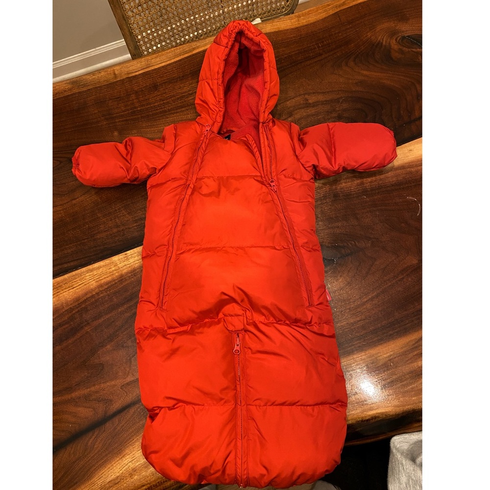 Gap kids down bunting / outdoor sleep bag  0-3
